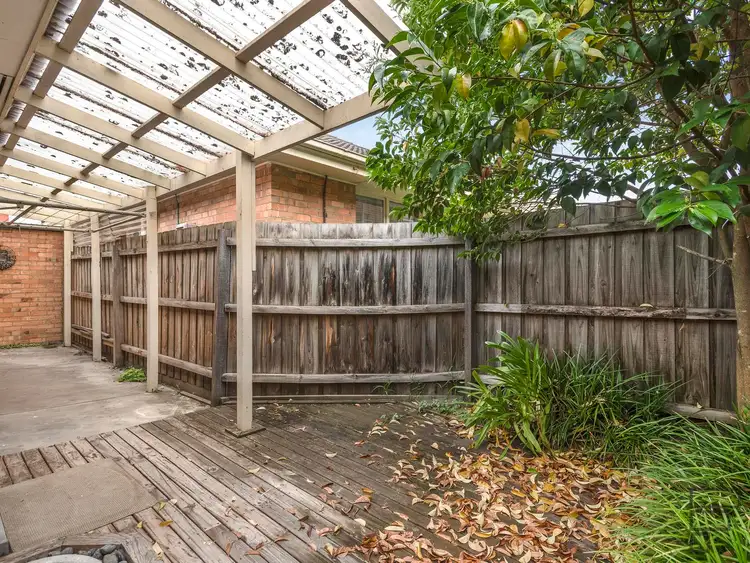 Sixth view of Homely apartment listing, 1/10 Rosedale Avenue, Glen Huntly VIC 3163