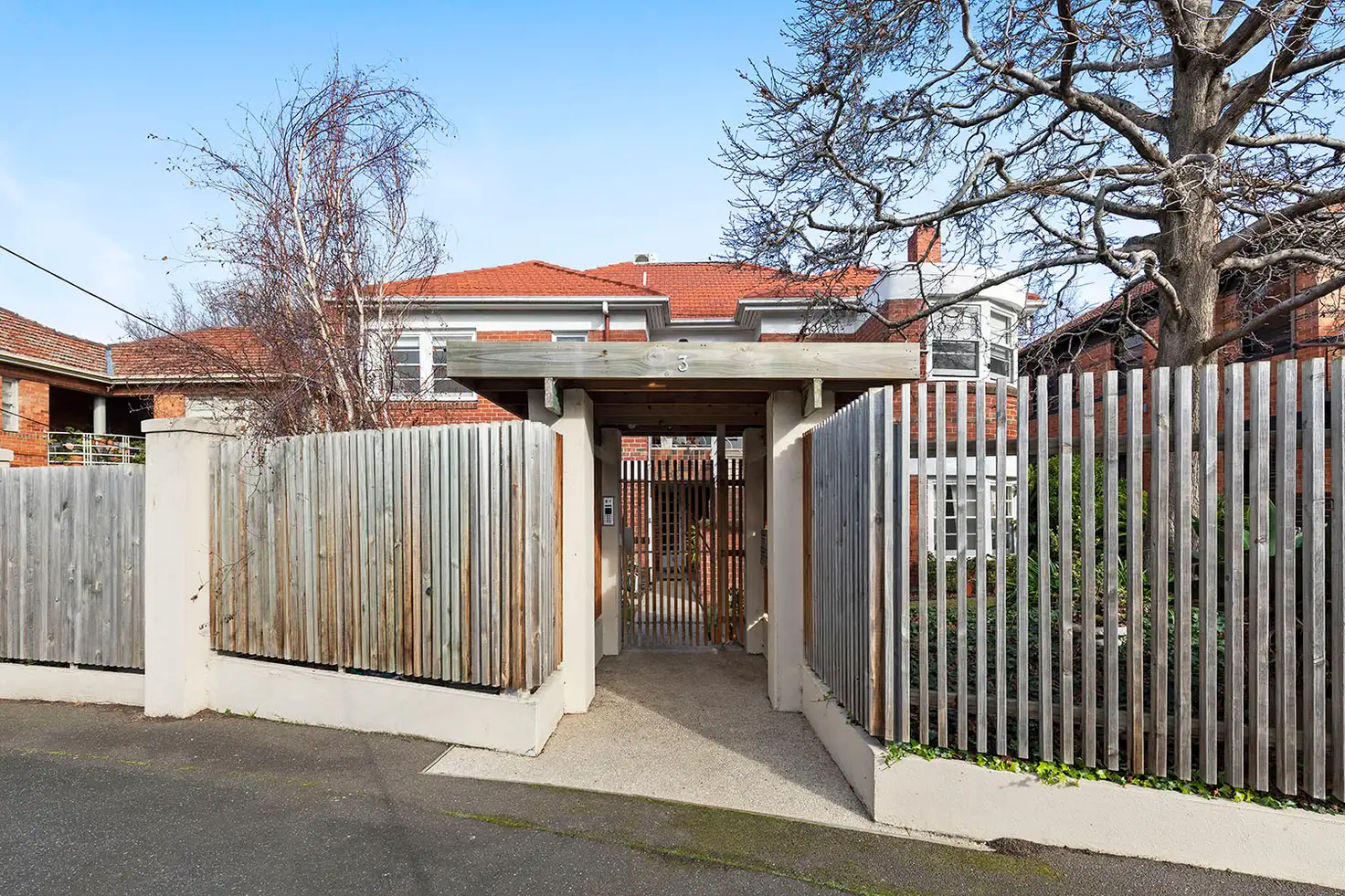 Main view of Homely apartment listing, 2/3 Garden Court, Elwood VIC 3184