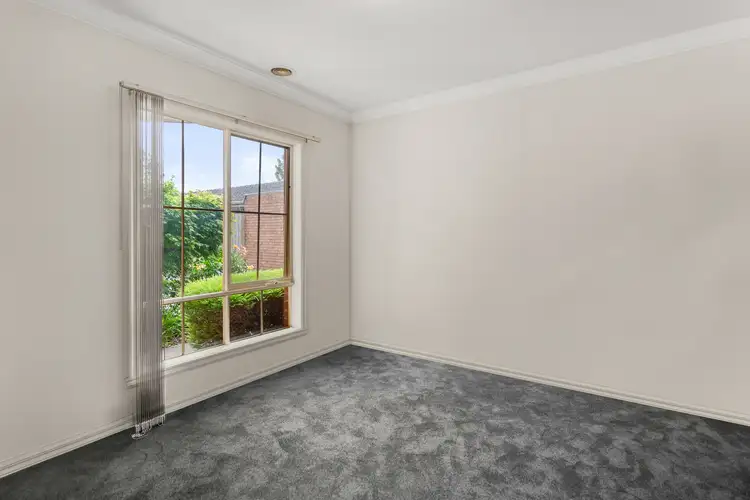 Sixth view of Homely villa listing, 2/7 Rae Street, Chadstone VIC 3148