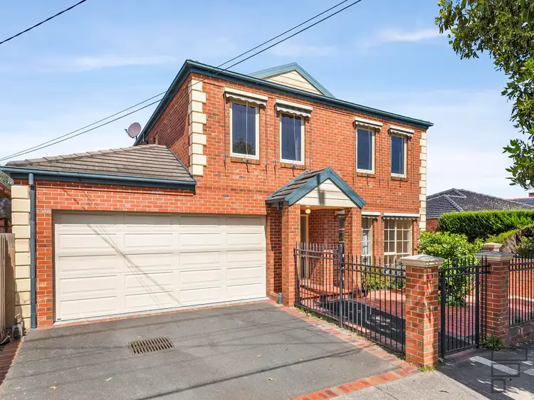 Main view of Homely townhouse listing, 1/152 Booran Road, Glen Huntly VIC 3163
