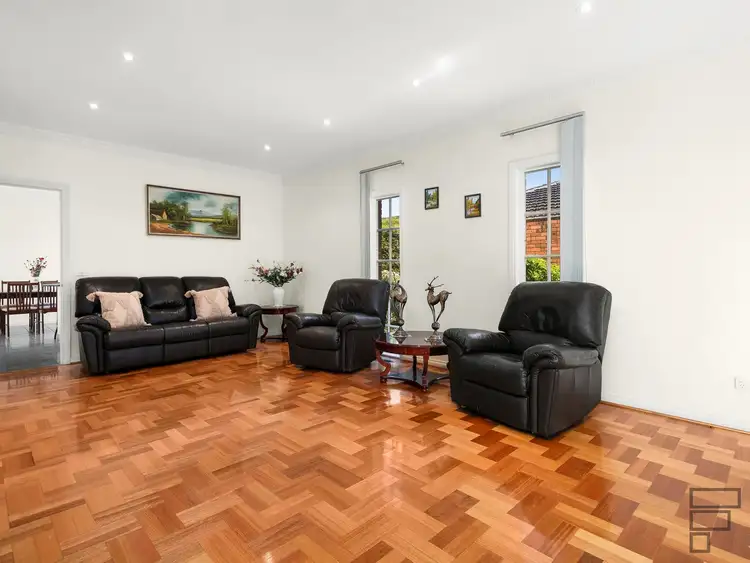 Second view of Homely townhouse listing, 1/152 Booran Road, Glen Huntly VIC 3163