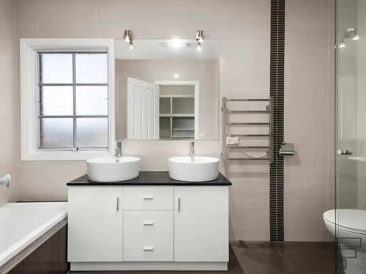 Fifth view of Homely townhouse listing, 1/152 Booran Road, Glen Huntly VIC 3163