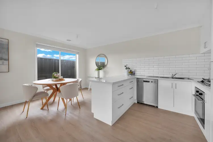 Second view of Homely unit listing, 8 Woodlet Place, Pakenham VIC 3810
