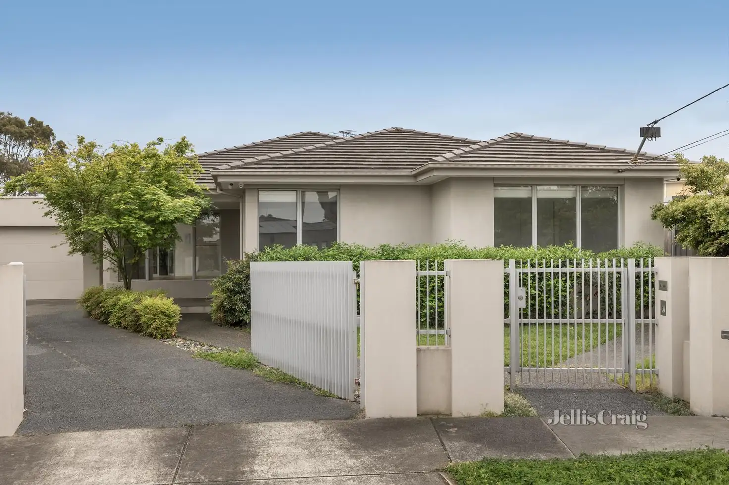 Main view of Homely house listing, 21 Kenjulie Drive, Bentleigh East VIC 3165