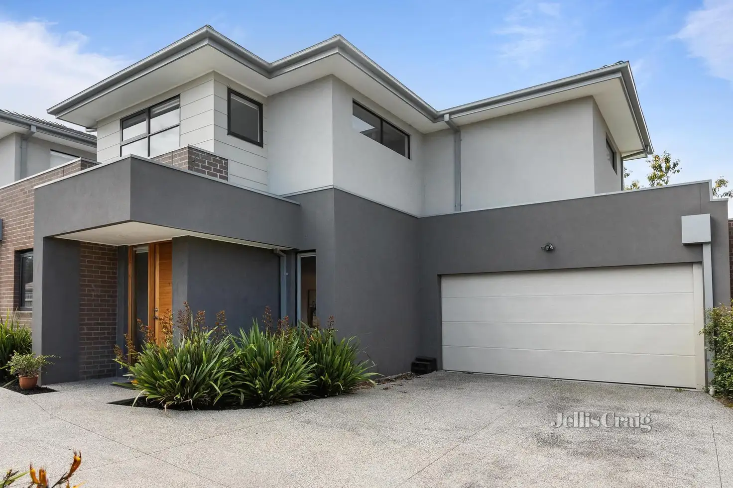 Main view of Homely townhouse listing, 3/132 Charman Road, Mentone VIC 3194