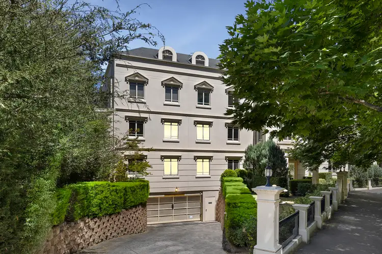 35/29 Bendall Street, Kensington VIC 3031