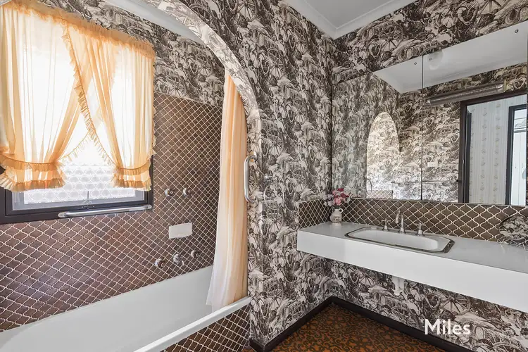 Fifth view of Homely house listing, 6 Pickworth Court, Rosanna VIC 3084