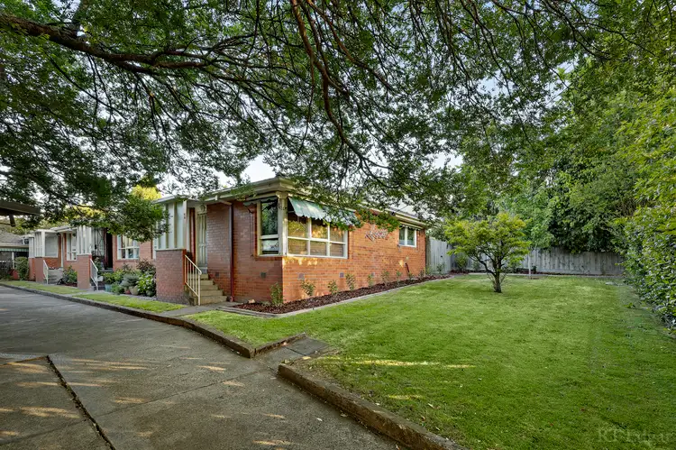 Main view of Homely unit listing, 4/3 Durham Road, Surrey Hills VIC 3127