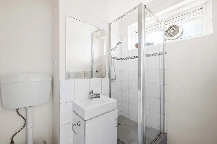 Fifth view of Homely apartment listing, 15/76-78 Edward Street, Brunswick VIC 3056