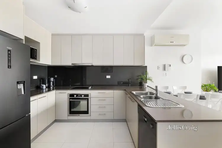 Second view of Homely apartment listing, 25/76 East Boundary Road, Bentleigh East VIC 3165