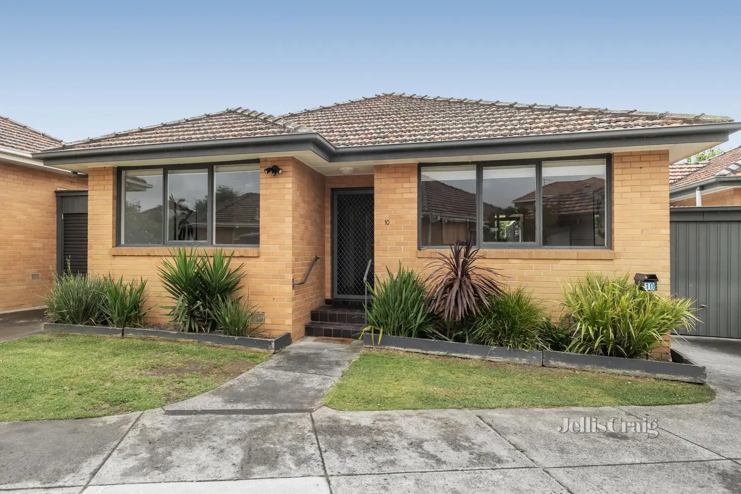 Main view of Homely villa listing, 10/27 Patterson Road, Bentleigh VIC 3204