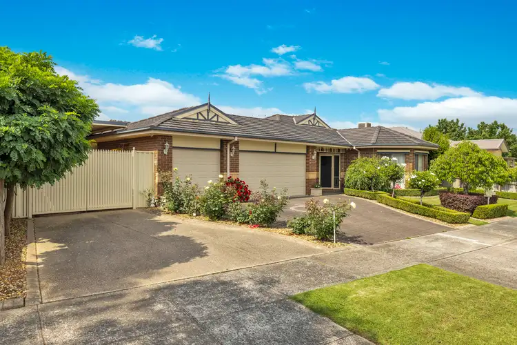 Second view of Homely house listing, 4 Murray Avenue, Pakenham VIC 3810
