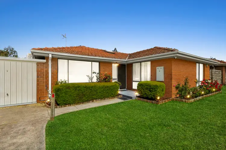 Main view of Homely unit listing, 2/2 Cunningham Place, Oakleigh South VIC 3167
