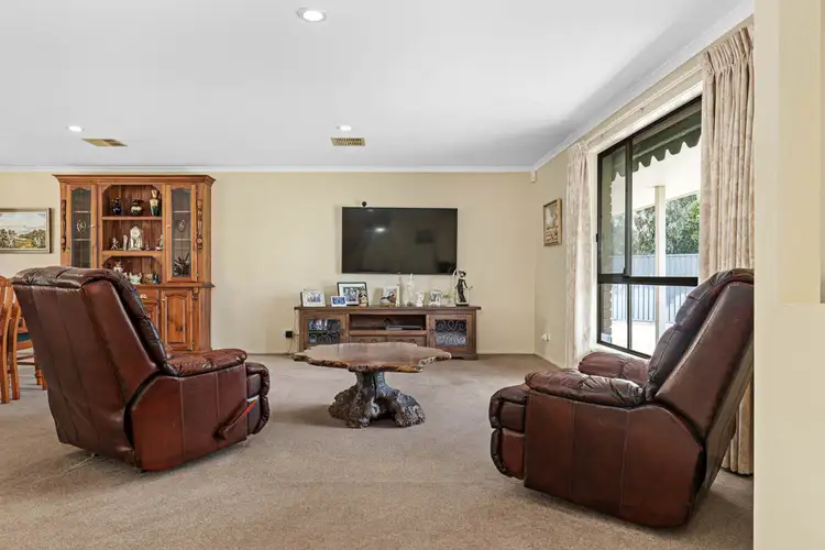 Second view of Homely house listing, 7 Meadow Court, Delacombe VIC 3356