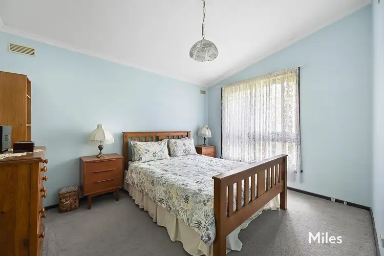 Fifth view of Homely house listing, 22 Cheryl Grove, Viewbank VIC 3084