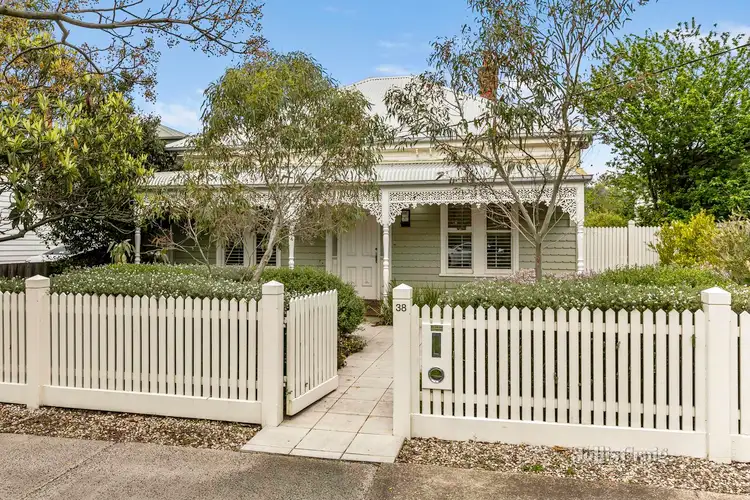 38 Johnston Street
