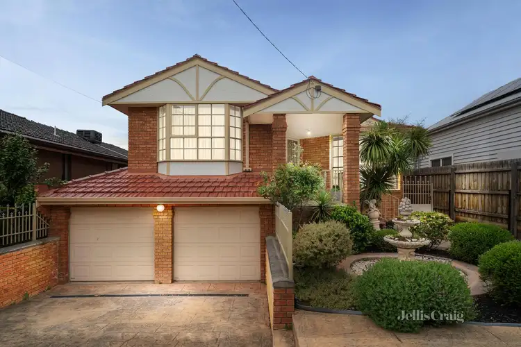 5 Collingwood Road, Newport VIC 3015