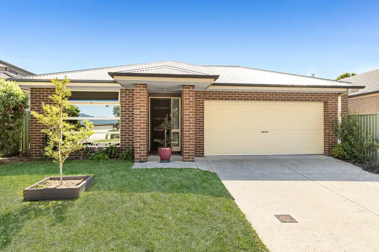 74 Waterford Drive, Miners Rest VIC 3352