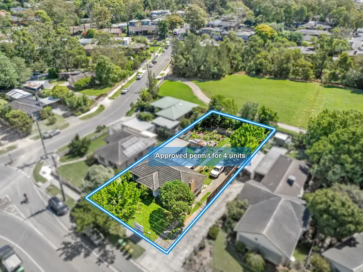 3 Esther Crescent