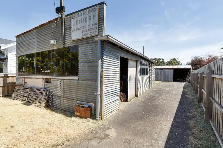 Second view of Homely house listing, 813 Doveton Street North, Soldiers Hill VIC 3350