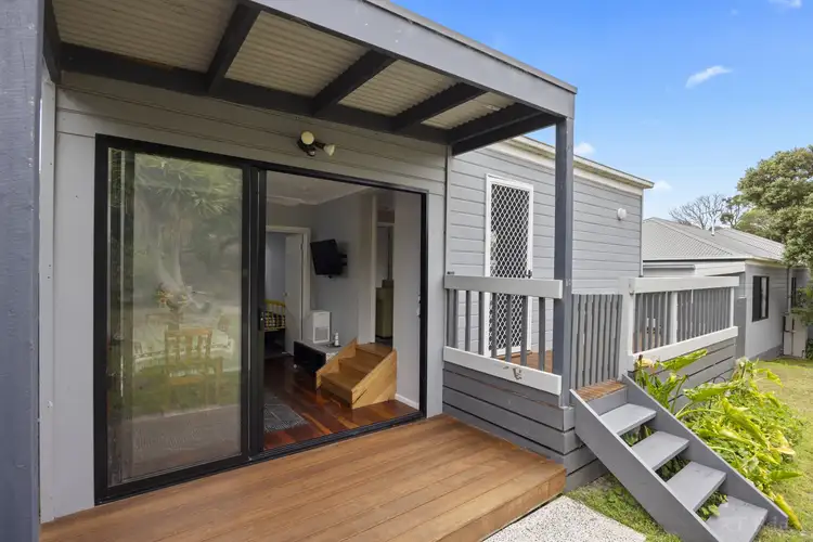 10 Yannuga Street, Rye VIC 3941