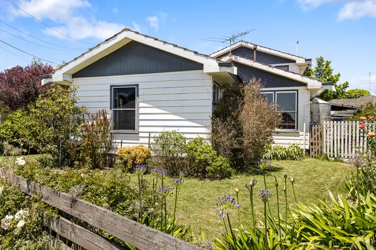 1019 Grevillea Road, Wendouree VIC 3355