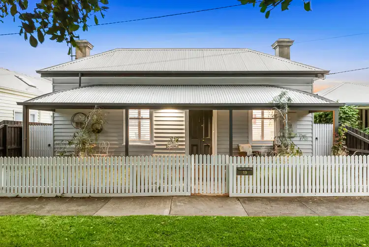 19 Hobson Street, Queenscliff VIC 3225