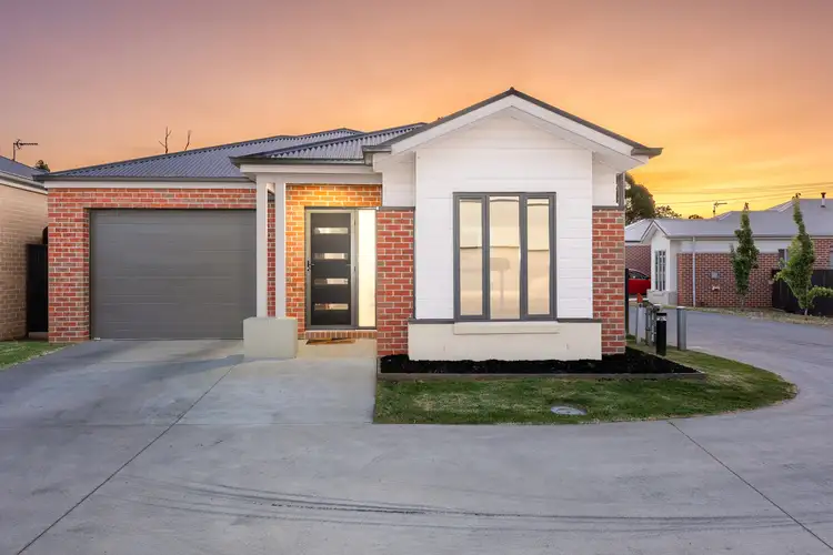 14 Kevlar Close, Canadian VIC 3350