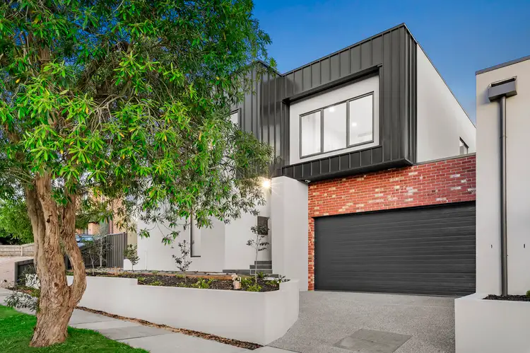 20 Chatsworth Quadrant, Templestowe Lower VIC 3107