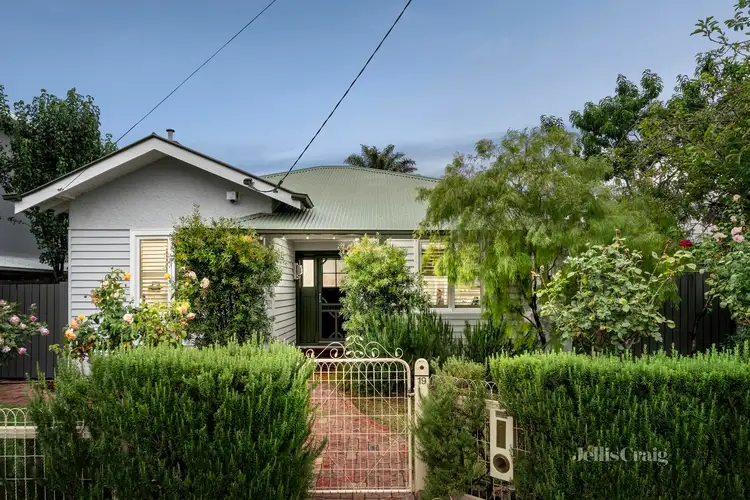 19 Tait Street, Newport VIC 3015