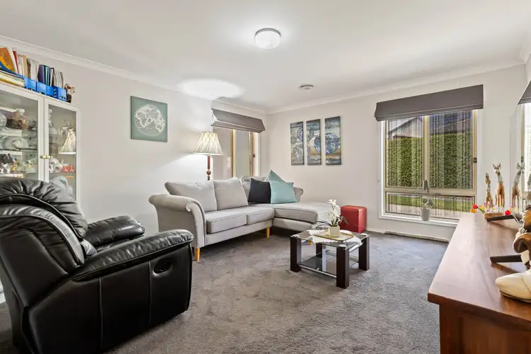 Second view of Homely house listing, 5 Lynrose Close, Sebastopol VIC 3356