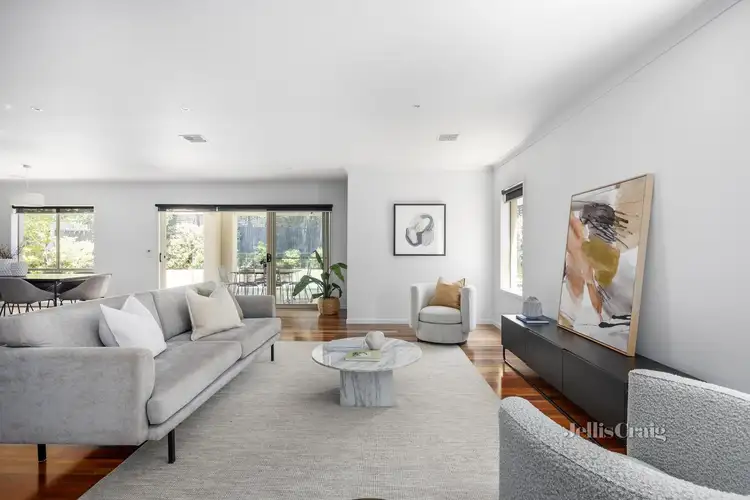 Second view of Homely house listing, 32 Pascoe Avenue, Bentleigh VIC 3204