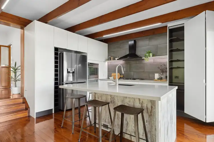 Second view of Homely house listing, 15 Silver Ash Avenue, Ashwood VIC 3147