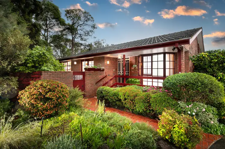 1/33 Glen Ebor Avenue, Blackburn VIC 3130
