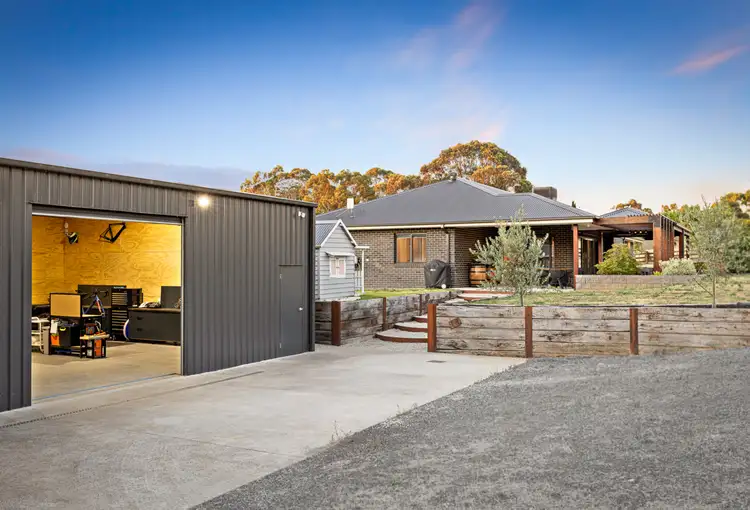 9523A Western Highway, Warrenheip VIC 3352