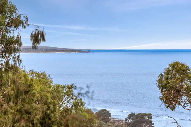 21 Toorak Terrace, Lorne VIC 3232