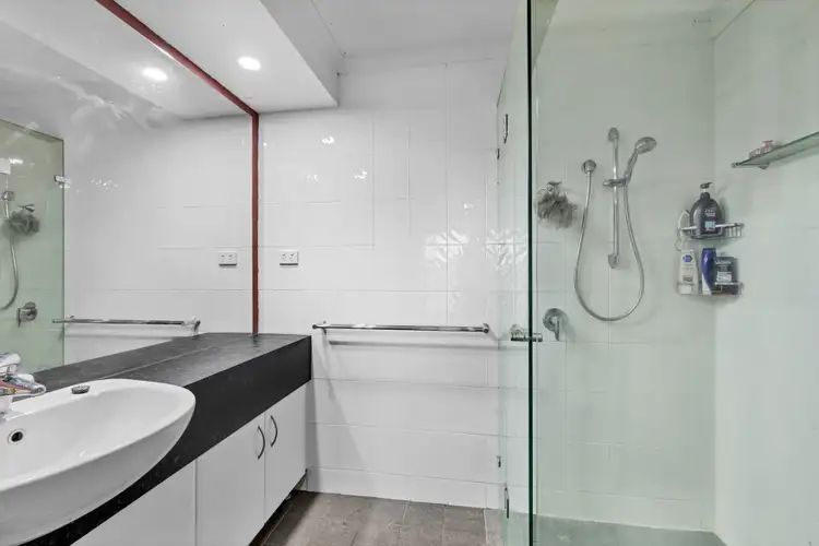 Sixth view of Homely house listing, 2 Albyn Close, Pakenham VIC 3810