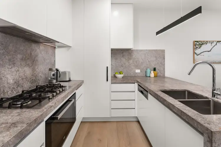 Fourth view of Homely townhouse listing, 2/2 Johnston Street, Ashburton VIC 3147