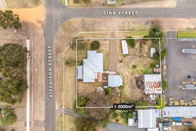 7 Gibb Street