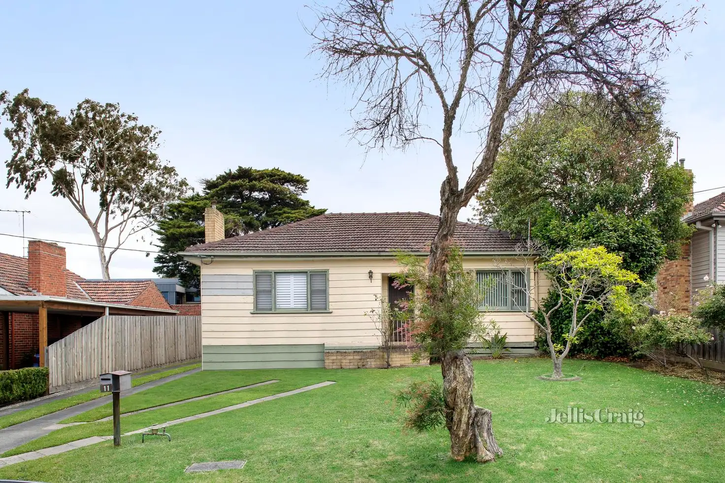 Main view of Homely house listing, 11 Dobson Avenue, Rosanna VIC 3084