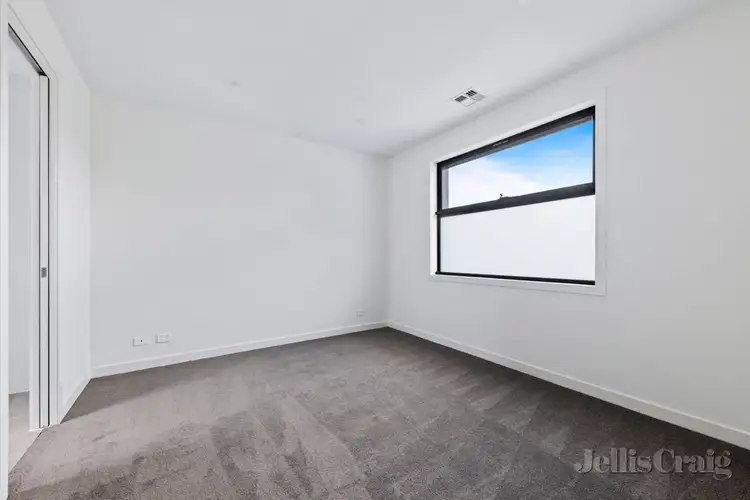 Fifth view of Homely townhouse listing, 2/35 Alfreda Avenue, Rosanna VIC 3084