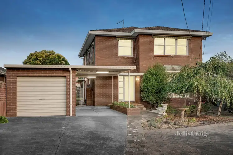 Main view of Homely house listing, 6 Elswill Street, Bentleigh East VIC 3165