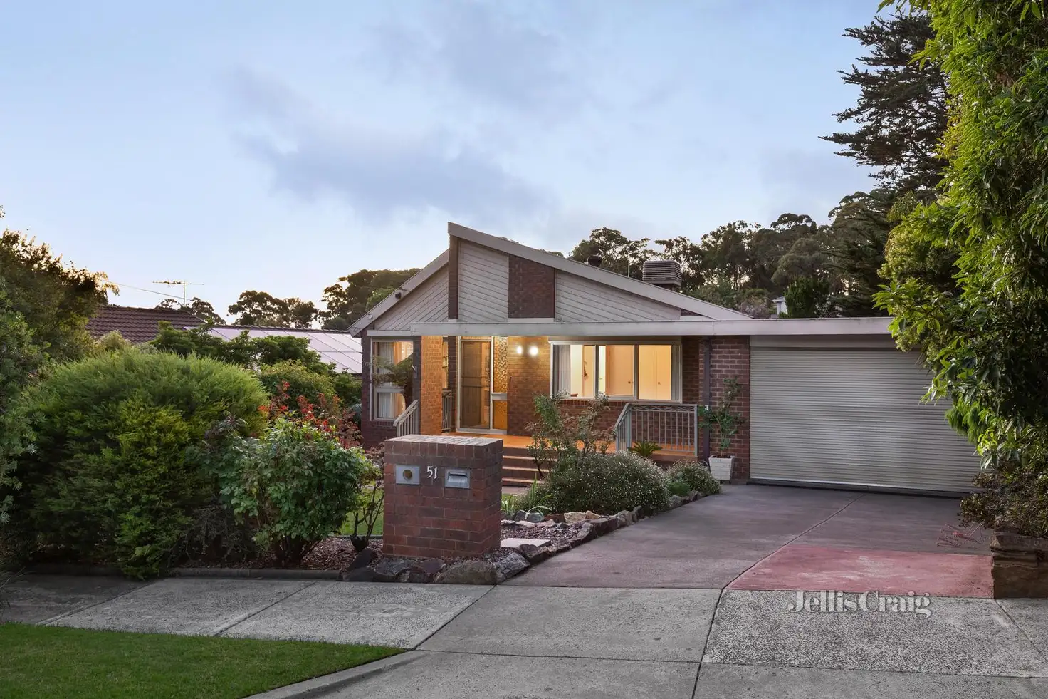 Main view of Homely house listing, 51 Eamon Drive, Viewbank VIC 3084