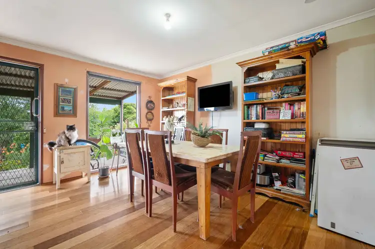 Fifth view of Homely house listing, 10 Young Street, Linton VIC 3360