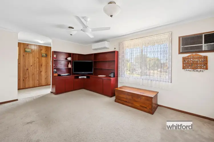 Fifth view of Homely house listing, 8 Lunik Court, Whittington VIC 3219