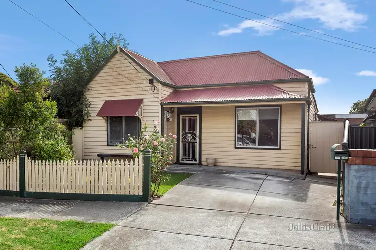 9 Walker Street, Newport VIC 3015