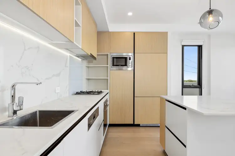 Fourth view of Homely apartment listing, 302/801 Centre Road, Bentleigh East VIC 3165