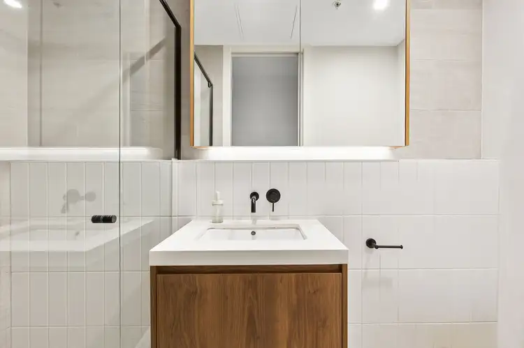 Sixth view of Homely apartment listing, 1/23-25 Clapham Street, Thornbury VIC 3071