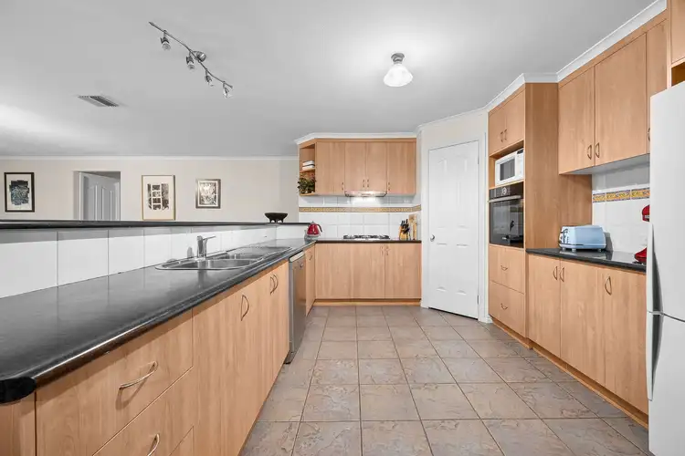 Fifth view of Homely house listing, 8 The Terrace, Alfredton VIC 3350