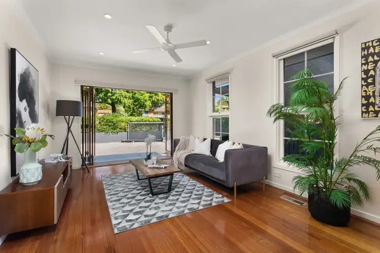 Second view of Homely unit listing, 3/6 Hillview Avenue, Mount Waverley VIC 3149